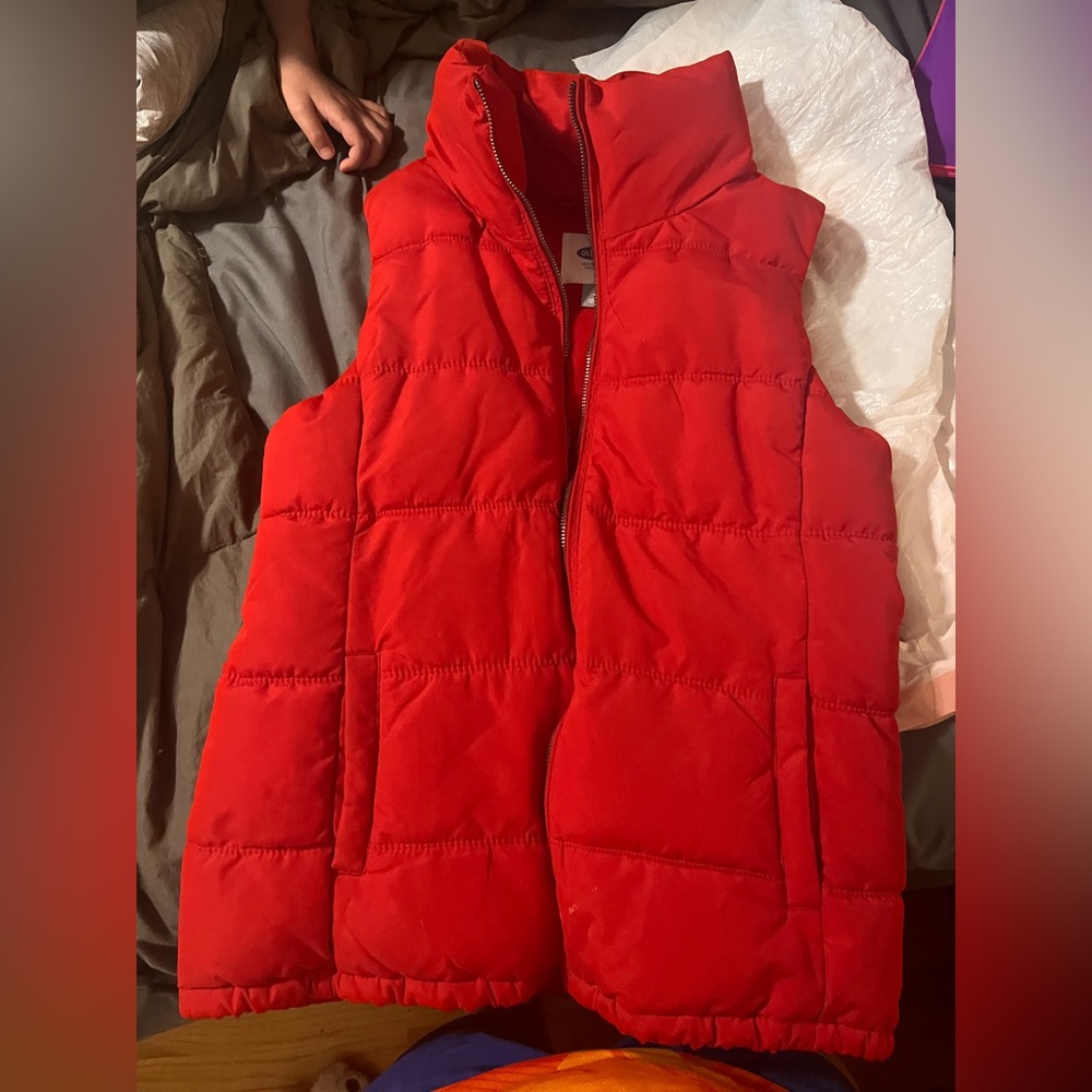 Womens old navy red puffer vest.  Size small